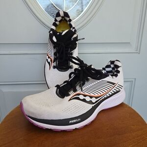 Saucony Guide 14 Running Sneakers